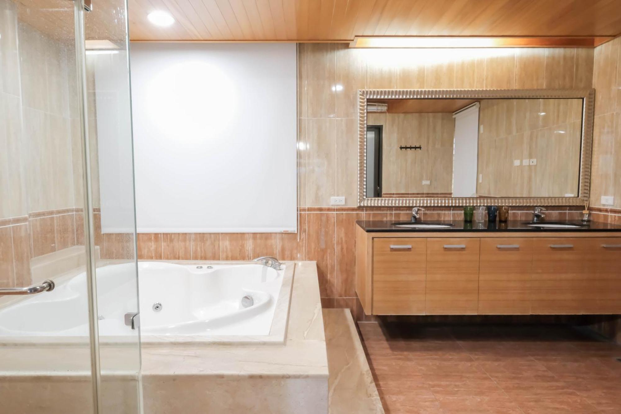 Huzi Room Tainan Luaran gambar