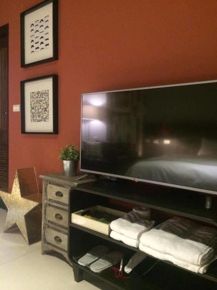 Huzi Room Tainan Luaran gambar